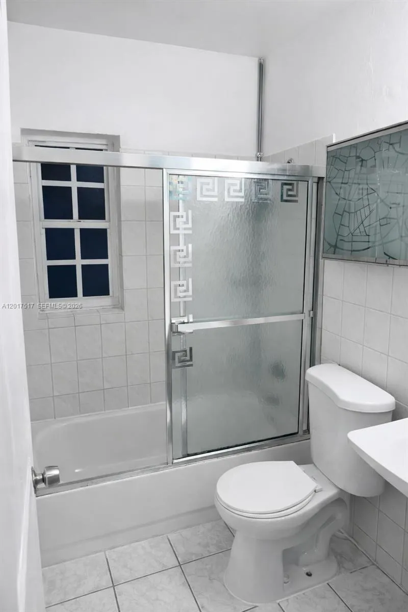 538 E 13th St Hialeah, FL 33010