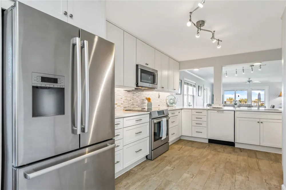 8700 RIDGEWOOD AVENUE #B204 Cape Canaveral, FL 32920