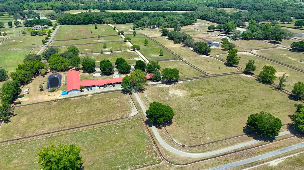 6692 NW 150TH AVENUE Morriston, FL 32668