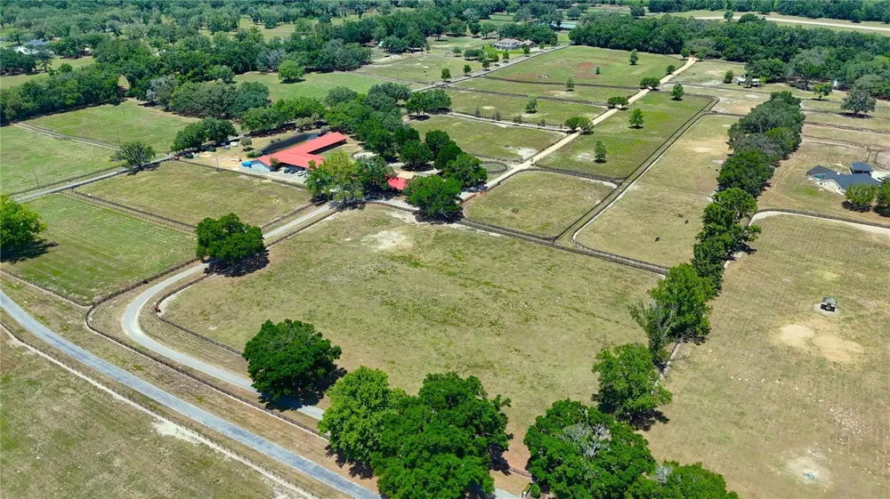 6692 NW 150TH AVENUE Morriston, FL 32668