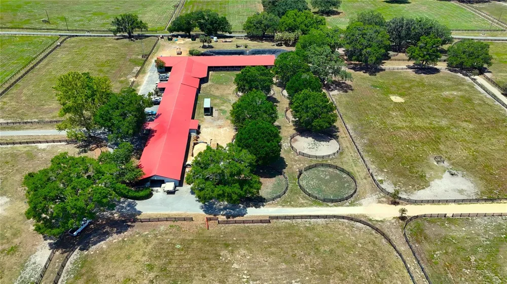 6692 NW 150TH AVENUE Morriston, FL 32668