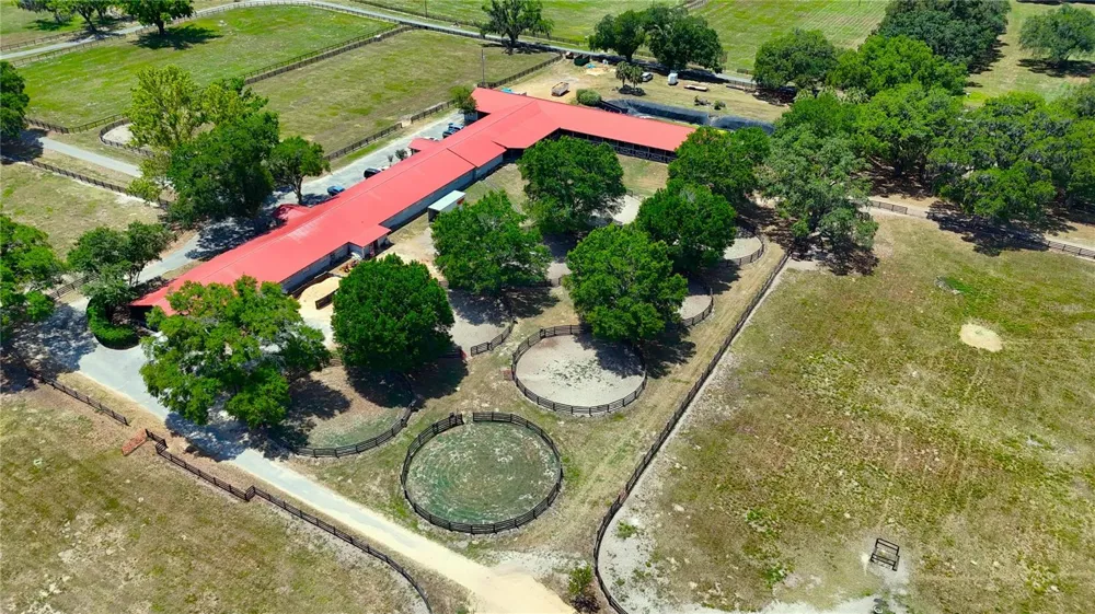 6692 NW 150TH AVENUE Morriston, FL 32668