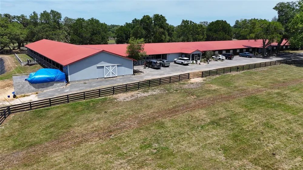 6692 NW 150TH AVENUE Morriston, FL 32668