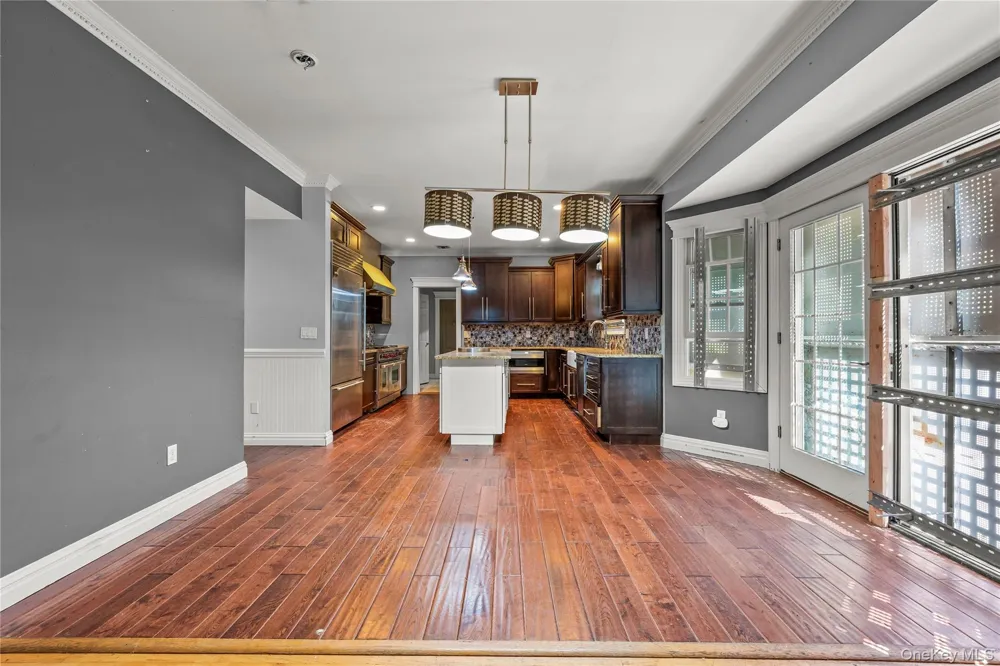 477 Harrison Avenue Miller Place, NY 11764
