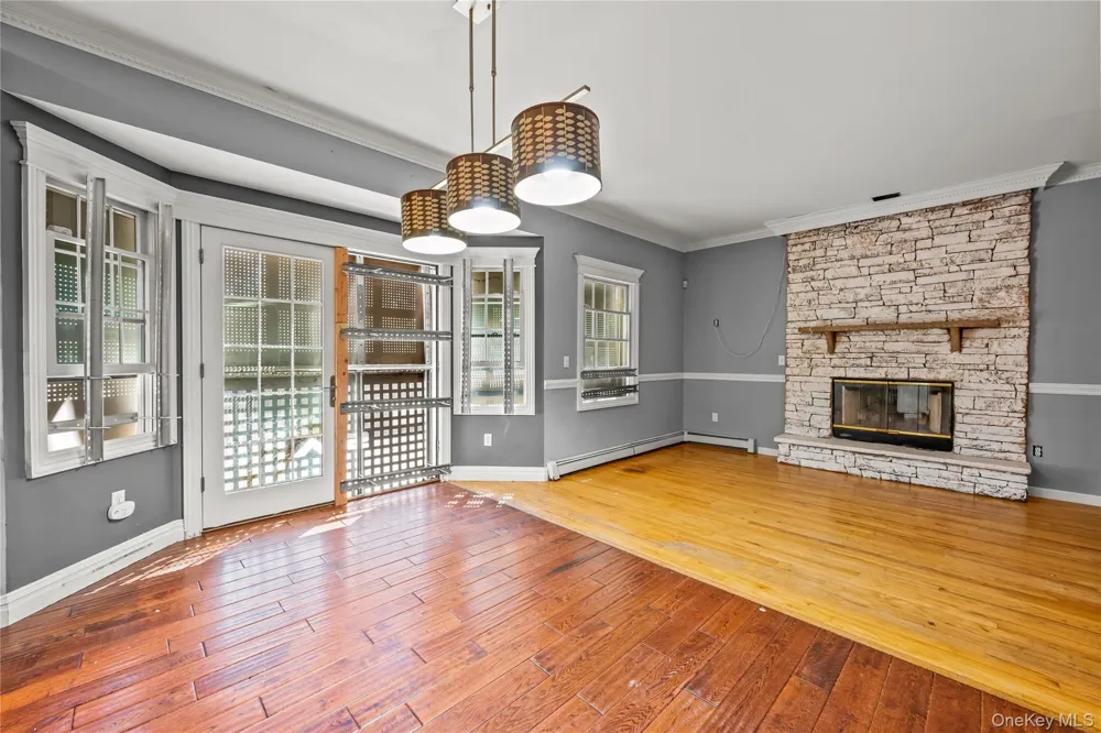 477 Harrison Avenue Miller Place, NY 11764