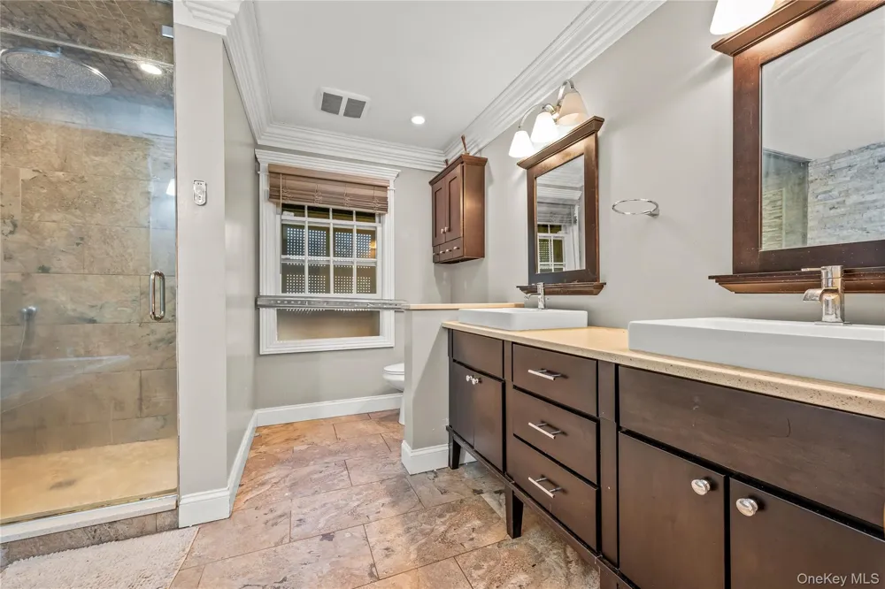 477 Harrison Avenue Miller Place, NY 11764