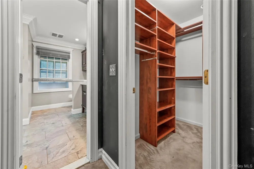 477 Harrison Avenue Miller Place, NY 11764