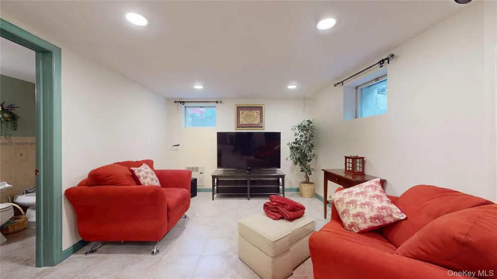 3401 Homestead Avenue Wantagh, NY 11793