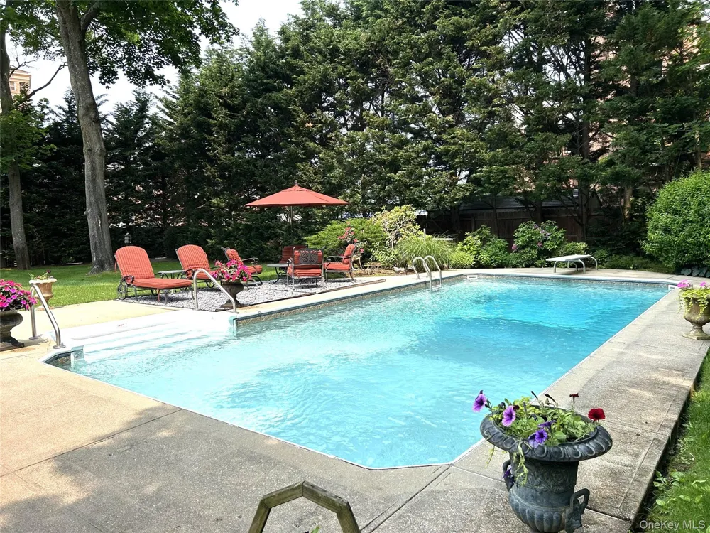 3401 Homestead Avenue Wantagh, NY 11793
