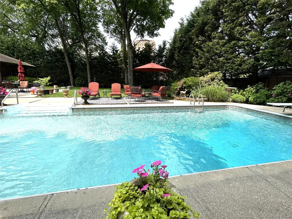 3401 Homestead Avenue Wantagh, NY 11793