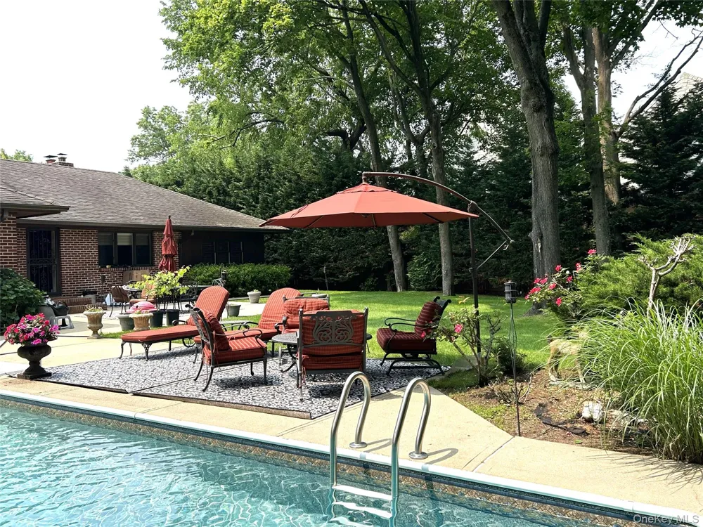 3401 Homestead Avenue Wantagh, NY 11793