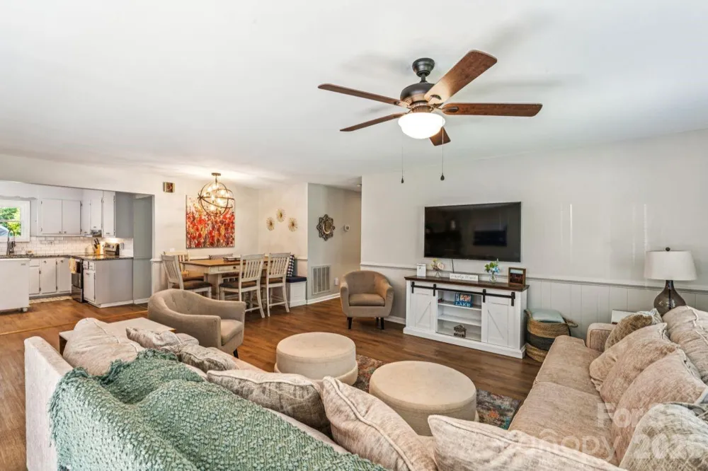 49571 Blackberry Road Norwood, NC 28128