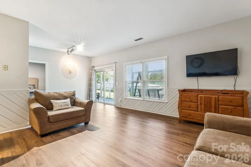 49571 Blackberry Road Norwood, NC 28128