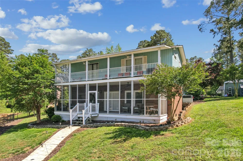 49571 Blackberry Road Norwood, NC 28128