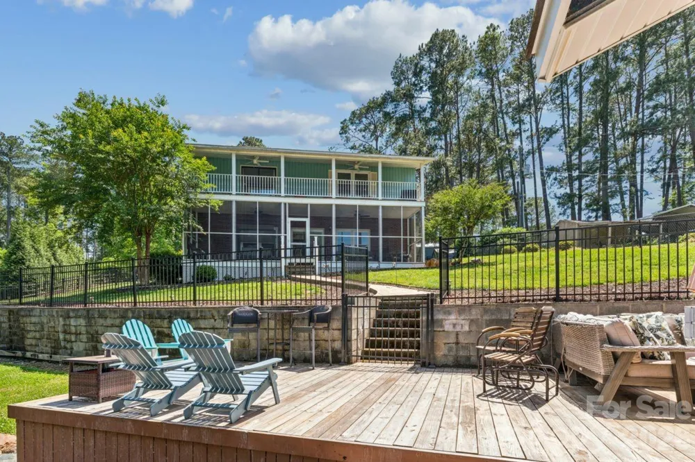 49571 Blackberry Road Norwood, NC 28128