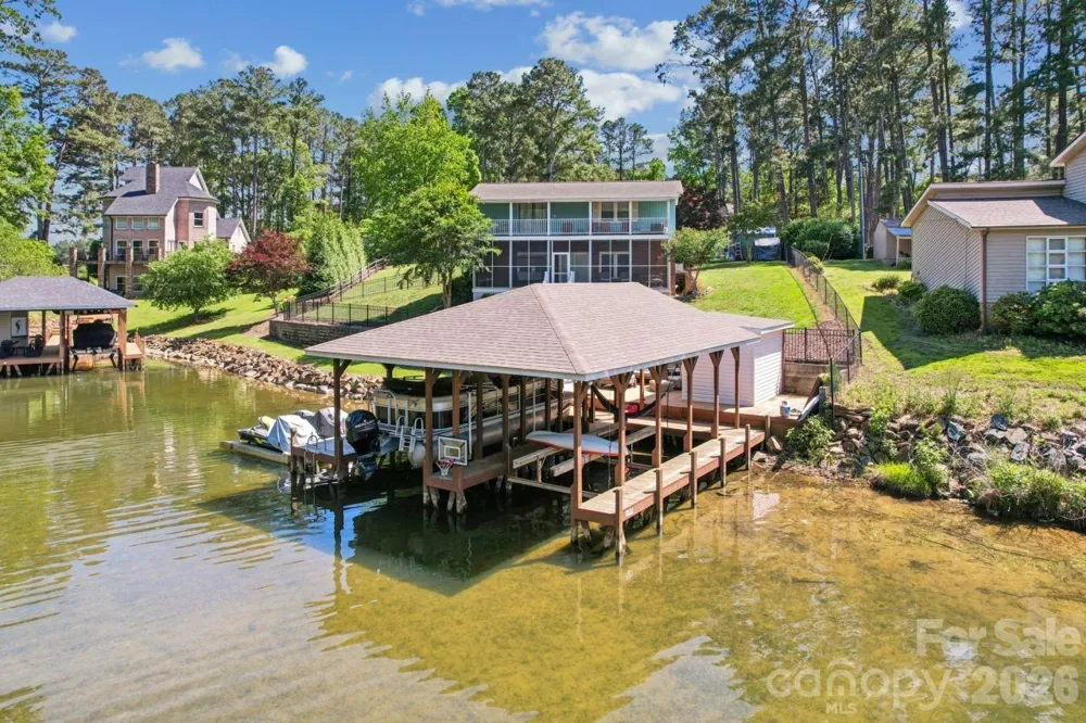 49571 Blackberry Road Norwood, NC 28128