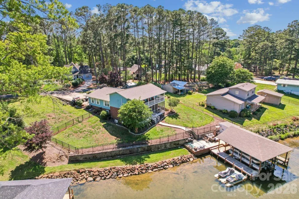 49571 Blackberry Road Norwood, NC 28128