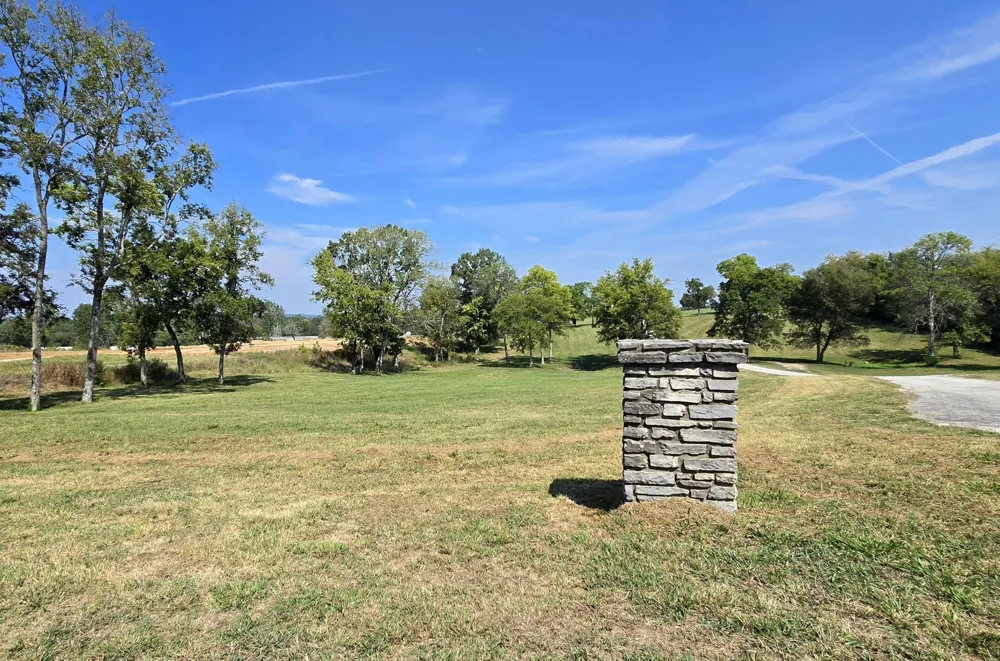 616 N James M Campbell Blvd Columbia, TN 38401