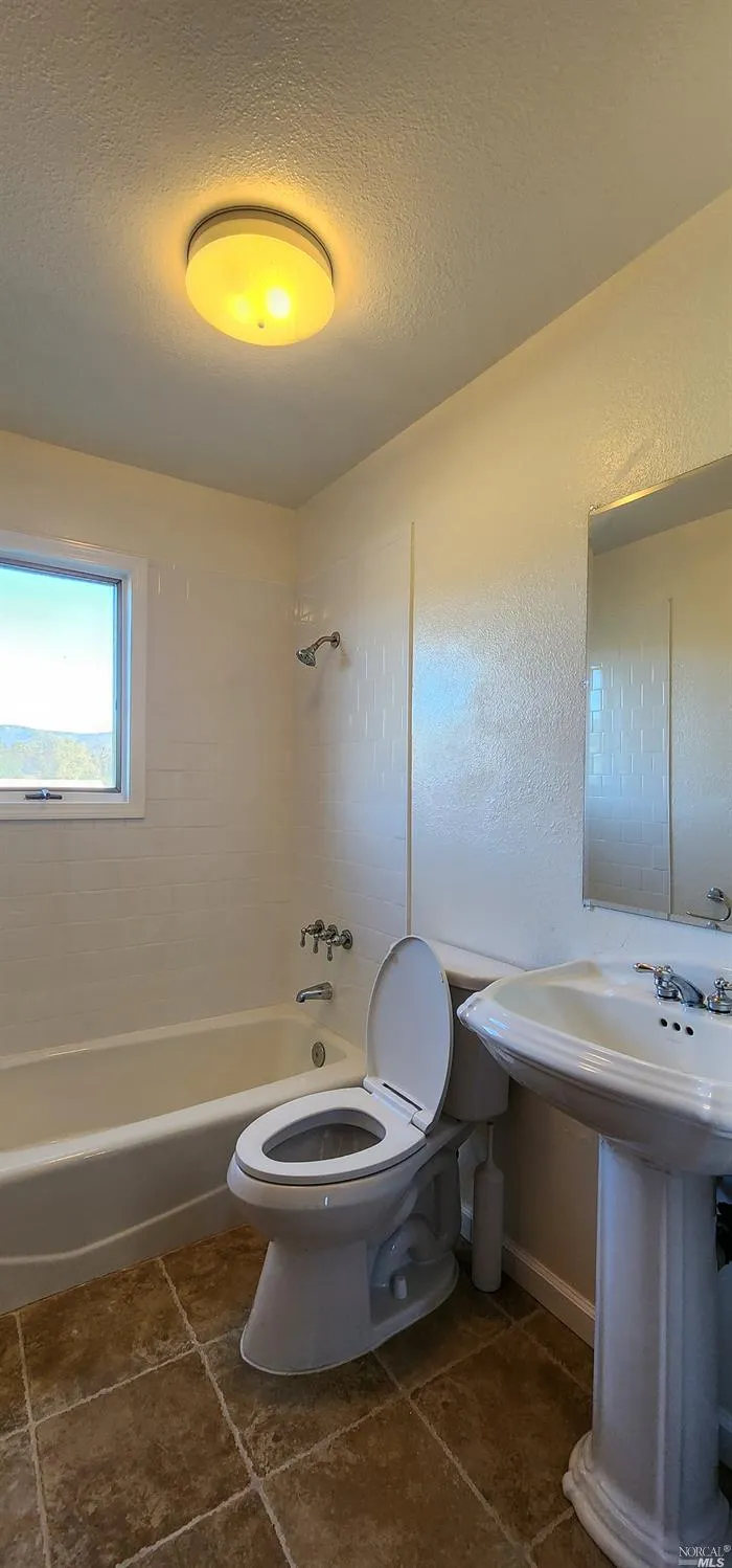 5188 Gordon Valley Road Fairfield, CA 94534