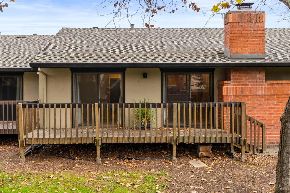 141 Vineyard Circle Yountville, CA 94599