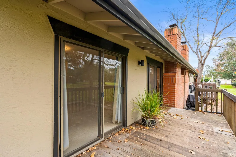 141 Vineyard Circle Yountville, CA 94599