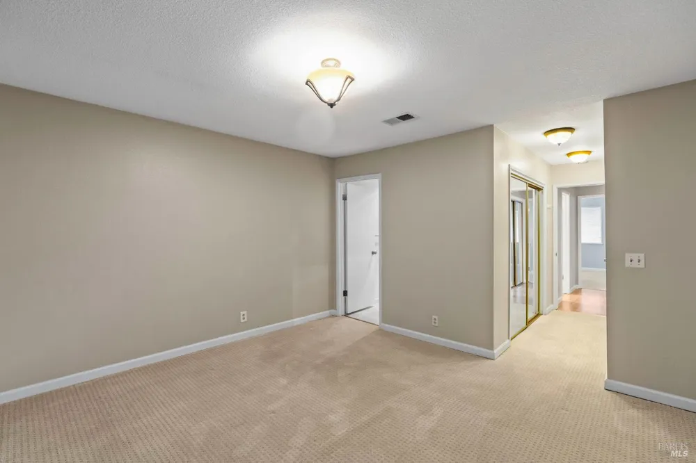 141 Vineyard Circle Yountville, CA 94599