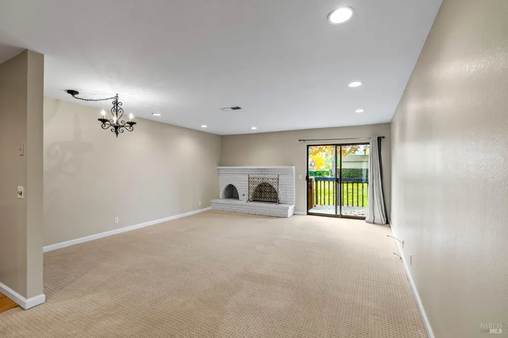 141 Vineyard Circle Yountville, CA 94599