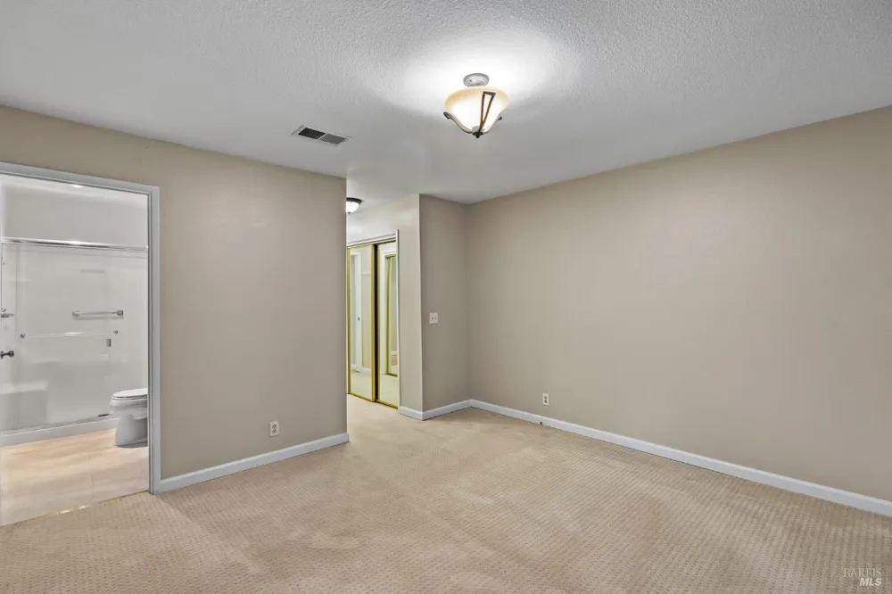 141 Vineyard Circle Yountville, CA 94599