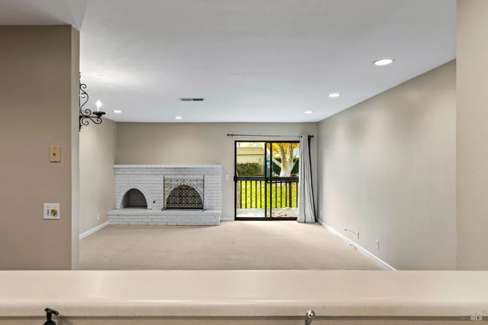 141 Vineyard Circle Yountville, CA 94599