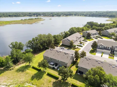 1512 GROUNDSEL LANE