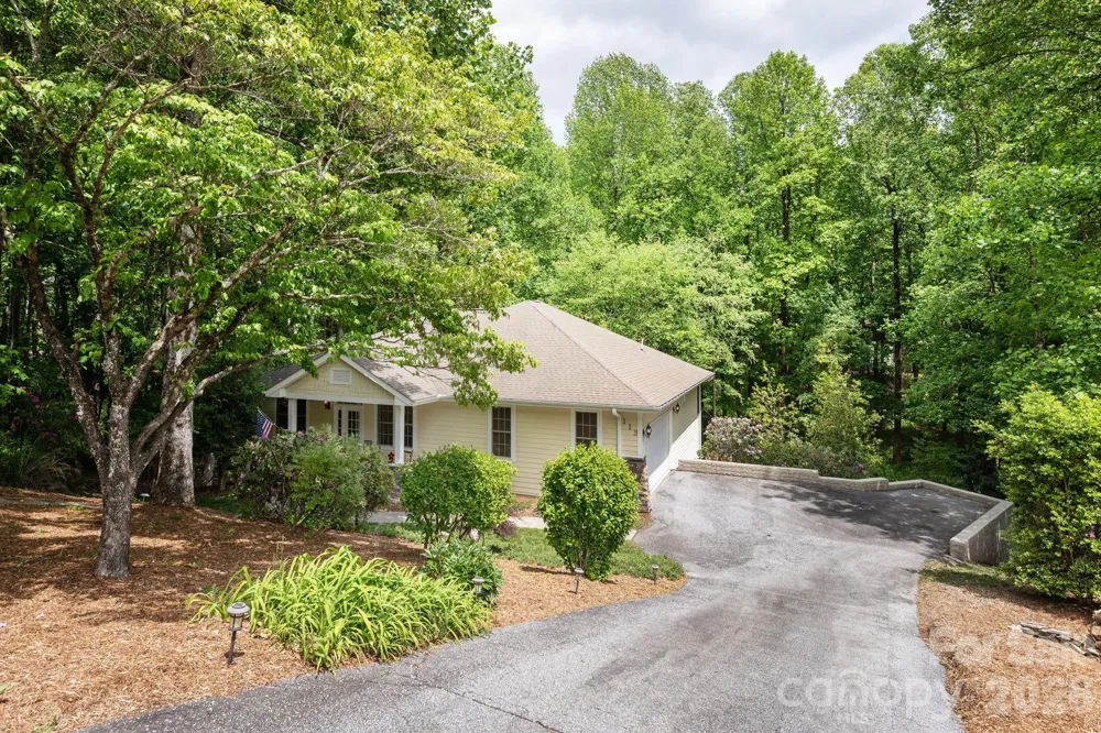 113 CHANCERY COURT Flat Rock, NC 28731