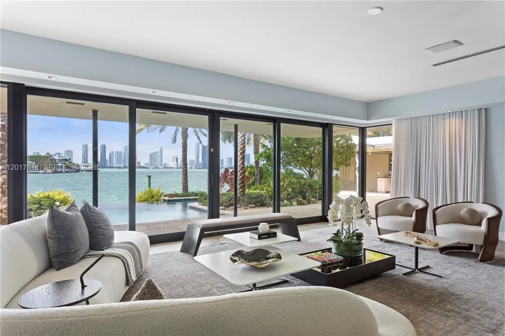 250 W San Marino Dr Miami Beach, FL 33139
