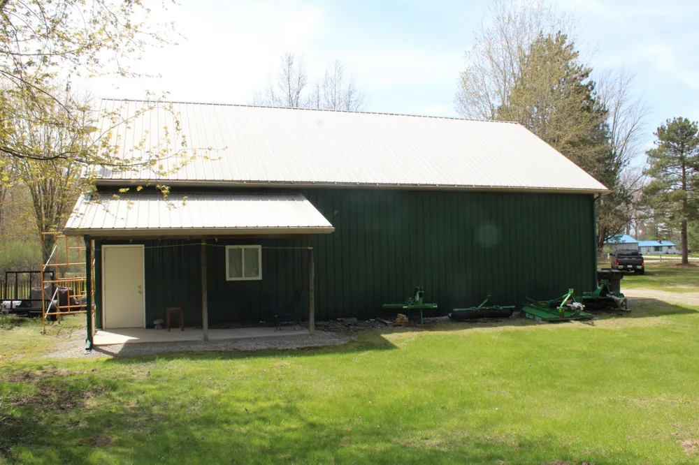 2954 Carter Road Pinconning, MI 48650