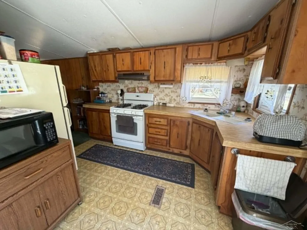 202 Highland Drive Gerrish Township, MI 48653