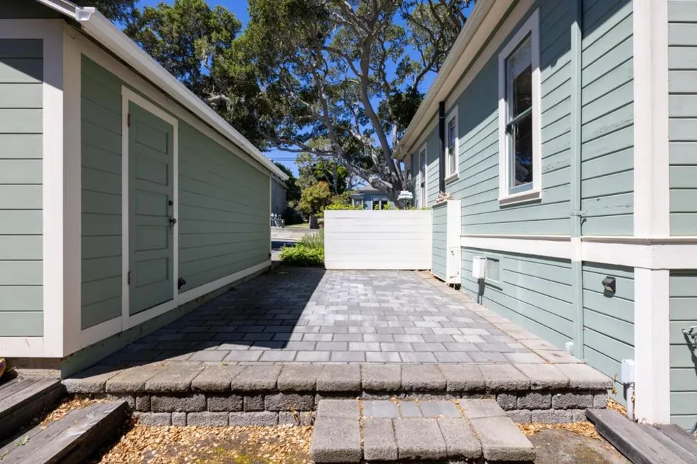 215 Lobos Avenue Pacific Grove, CA 93950
