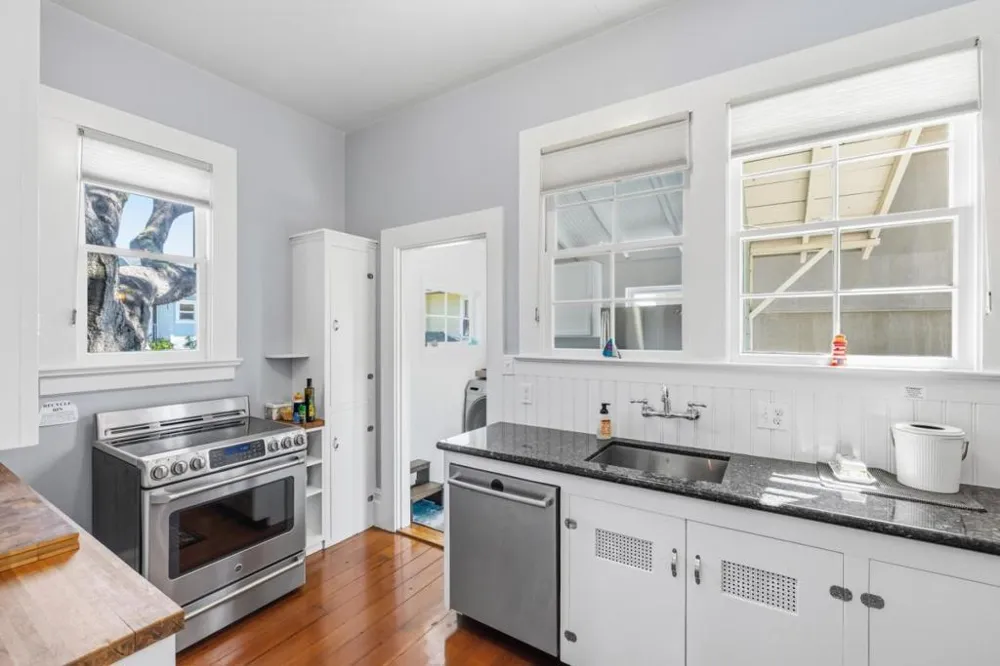 215 Lobos Avenue Pacific Grove, CA 93950