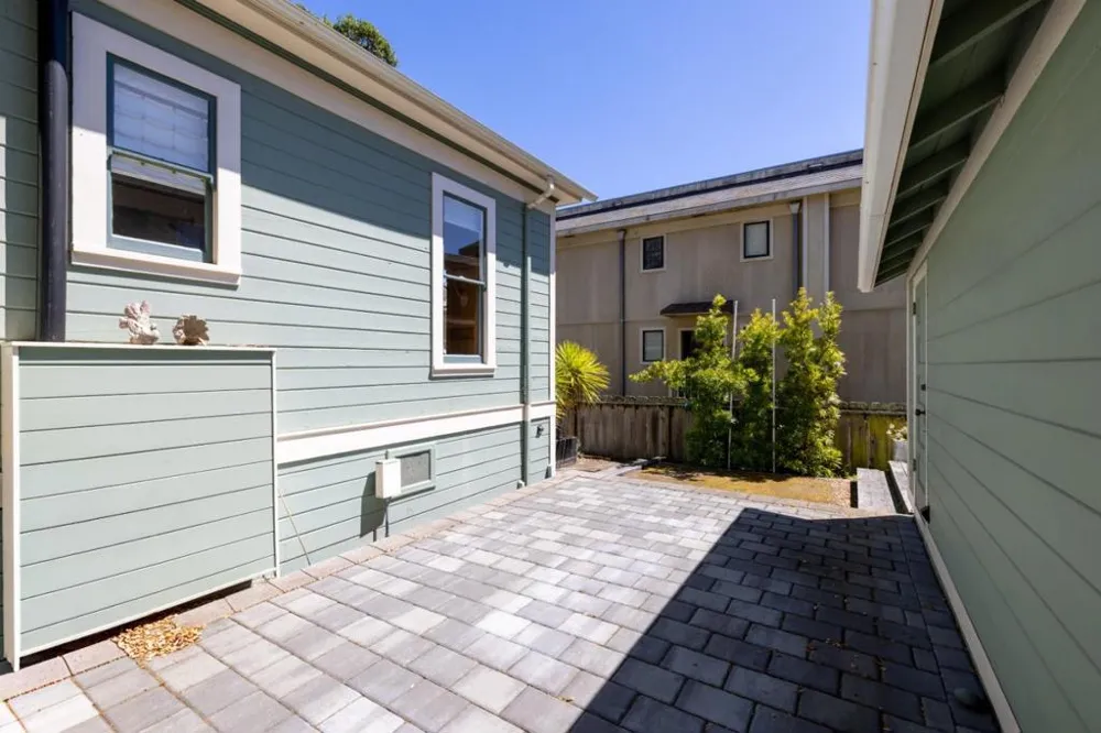 215 Lobos Avenue Pacific Grove, CA 93950