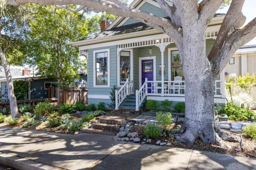 215 Lobos Avenue Pacific Grove, CA 93950