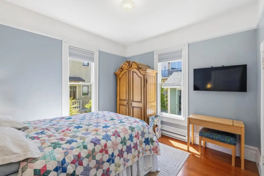 215 Lobos Avenue Pacific Grove, CA 93950