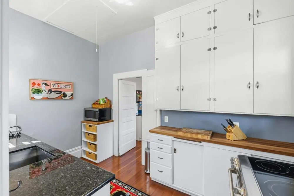 215 Lobos Avenue Pacific Grove, CA 93950