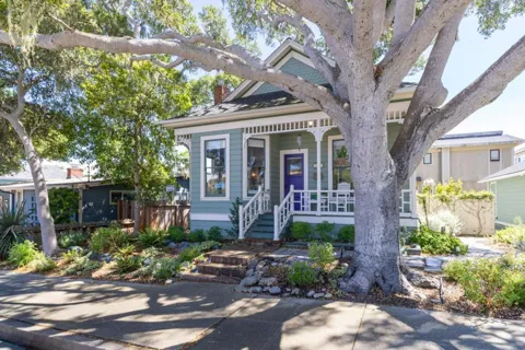 215 Lobos Avenue