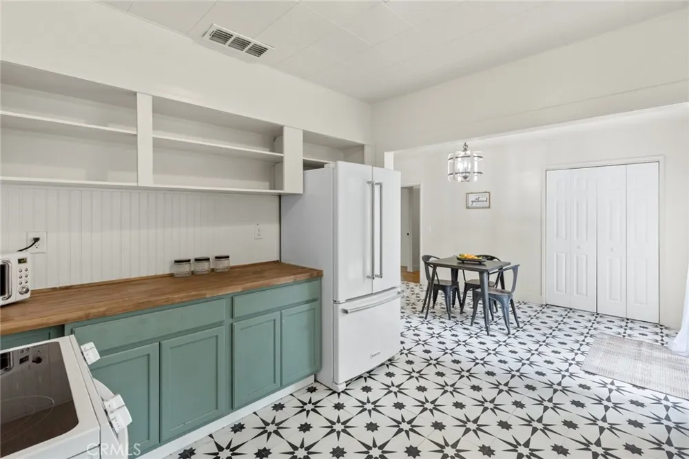 487 E 3rd Avenue #A & B Chico, CA 95926