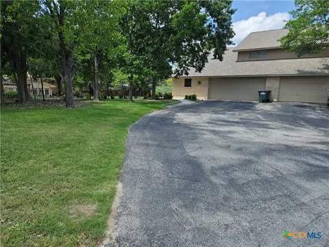 3901 Chisholm Trail #15