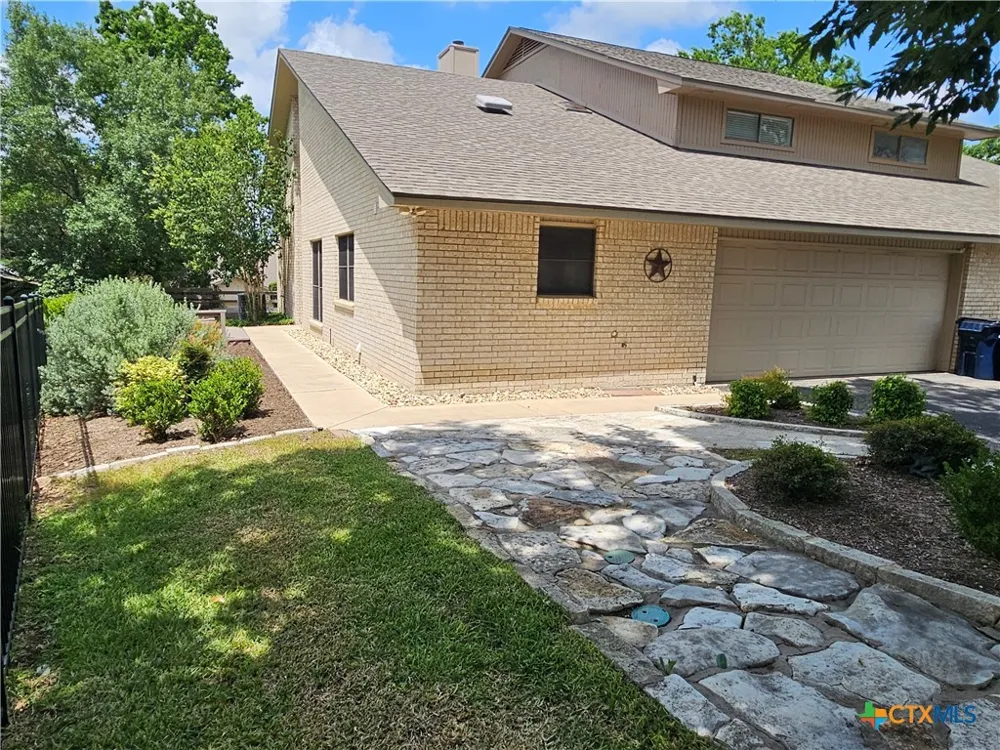 3901 Chisholm Trail #15 Salado, TX 76571