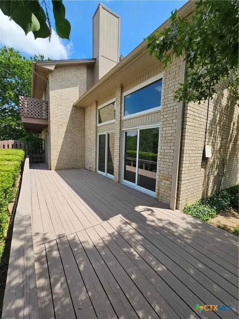 3901 Chisholm Trail #15 Salado, TX 76571