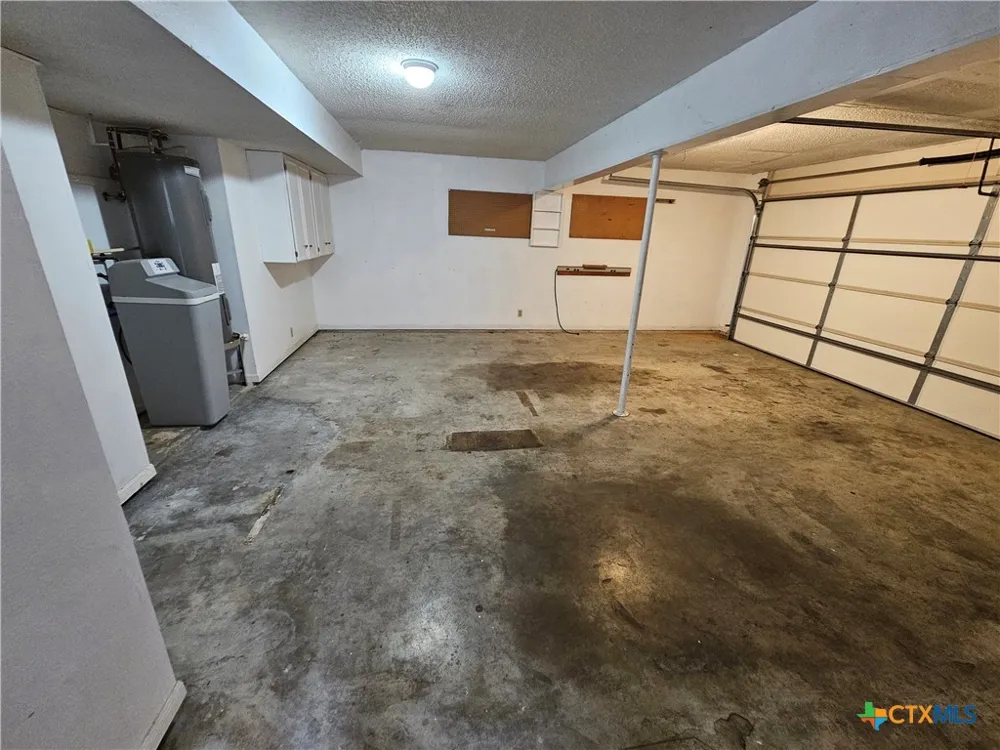 3901 Chisholm Trail #15 Salado, TX 76571