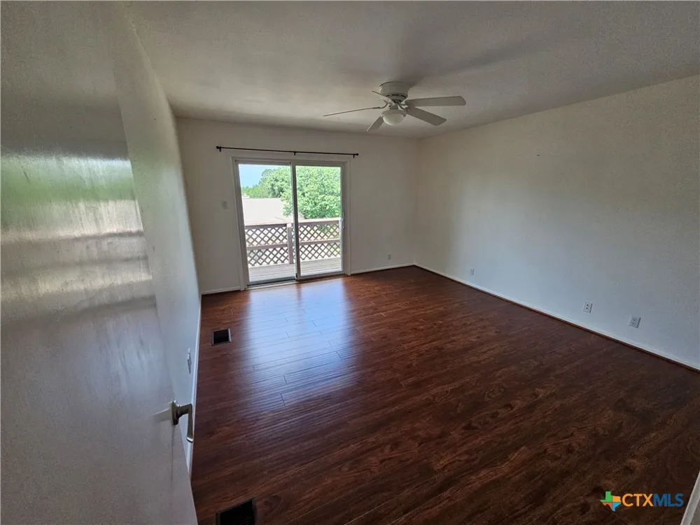 3901 Chisholm Trail #15 Salado, TX 76571