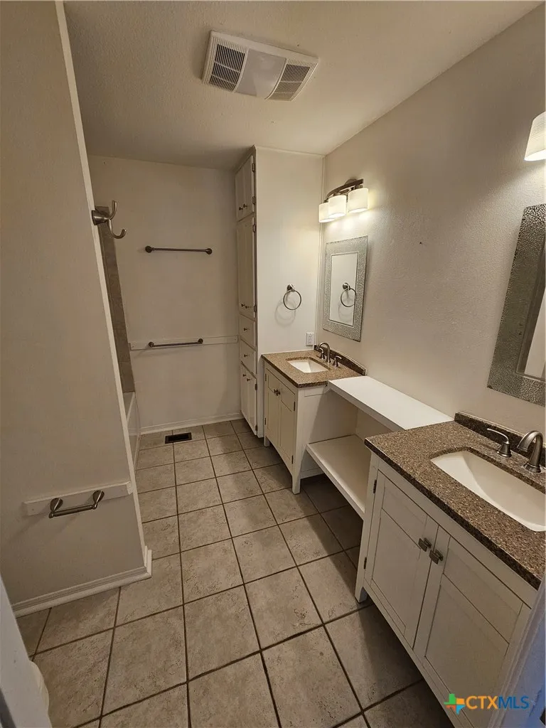 3901 Chisholm Trail #15 Salado, TX 76571