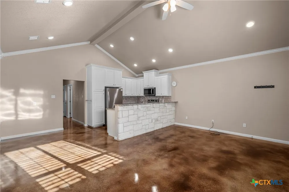 402 Spring Street McGregor, TX 76657