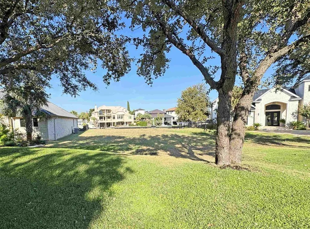 3 Matern Court Horseshoe Bay, TX 78657